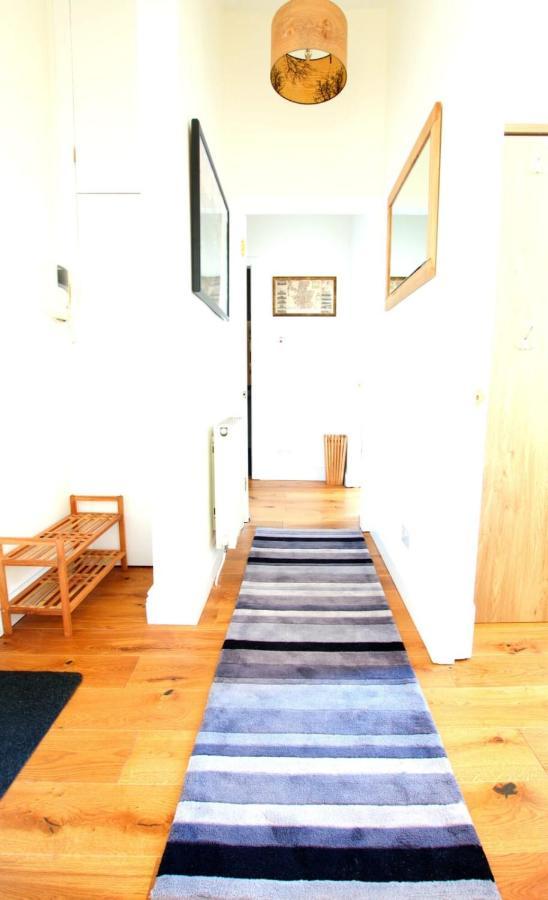 Cozy 2 Bedroom Apartment At Heart Of The 爱丁堡 外观 照片